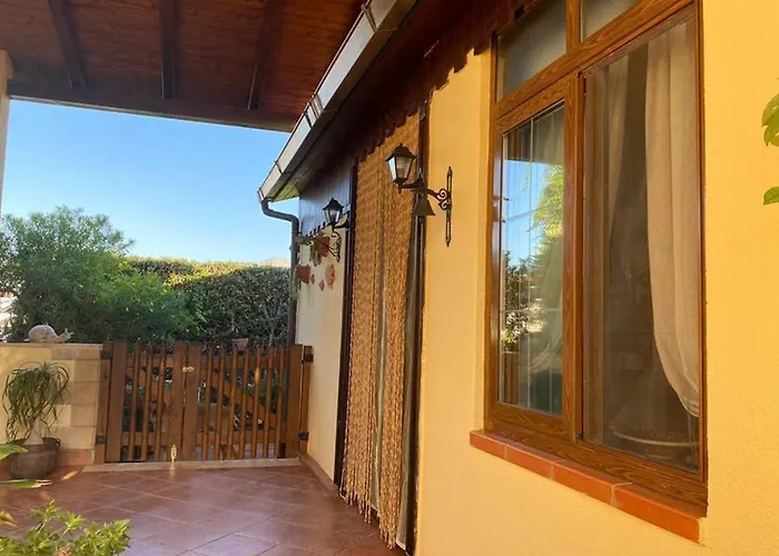 A Casa Di Eugenio Tatil Evi *